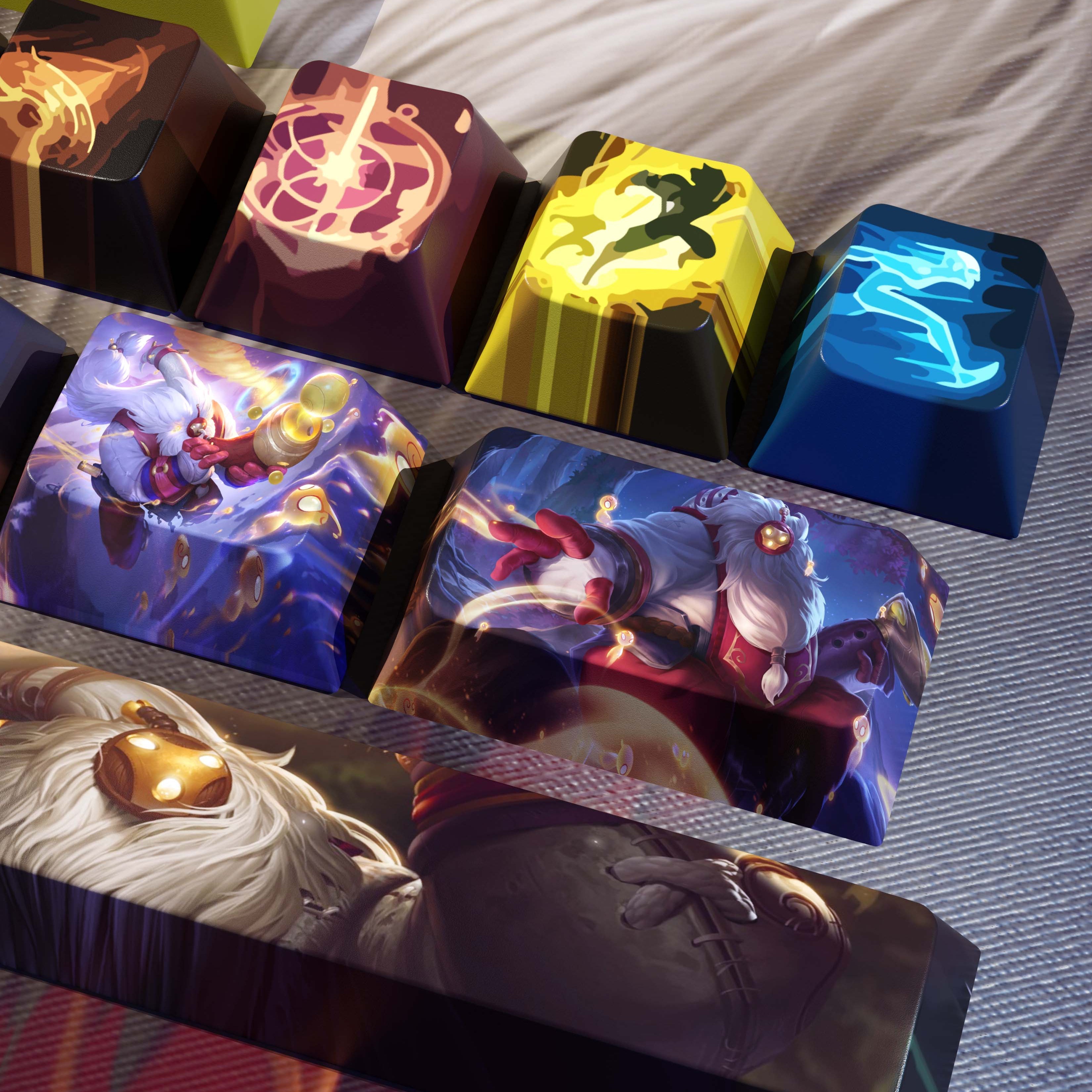 SPECIAL EDITION League of Legends Bard Keycaps